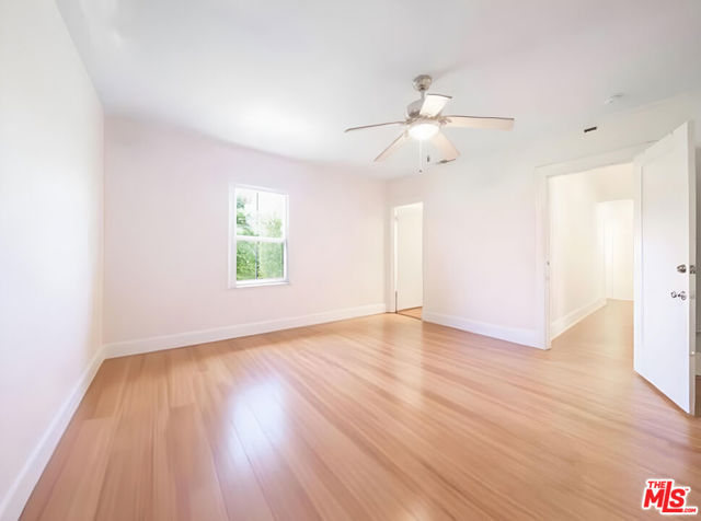 320 Westminster Avenue, Los Angeles CA: https://media.crmls.org/mediaz/dd10c3e7-03f6-4259-952f-7d83f28d3fd8.jpg