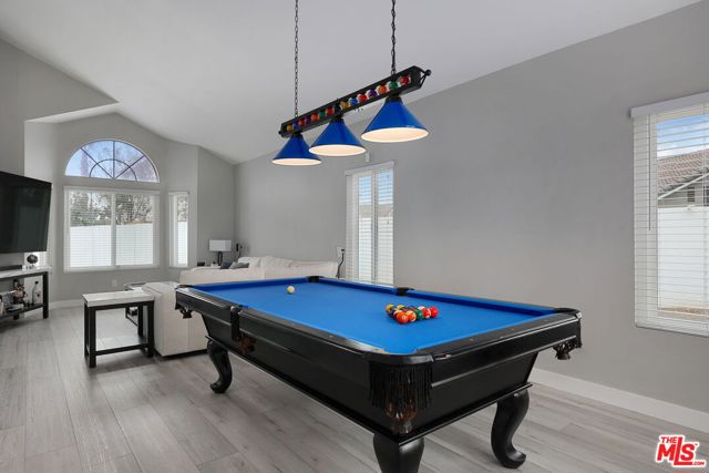 39665 Maple Leaf Court, Murrieta CA: https://media.crmls.org/mediaz/dd110531-37e4-44e3-8c31-ea102af26b97.jpg