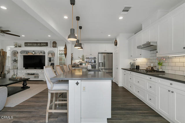 Detail Gallery Image 17 of 75 For 2672 Cedar St, Ventura,  CA 93001 - 4 Beds | 3 Baths