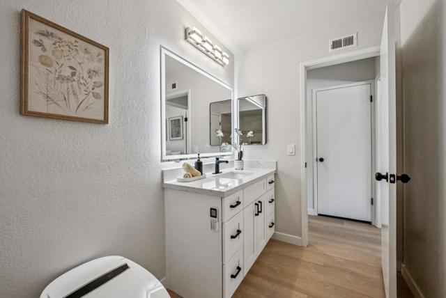 2255 River Bed Court, Santa Clara CA: https://media.crmls.org/mediaz/dd12e455-72e8-4b51-b003-60481ddce7f2.jpg