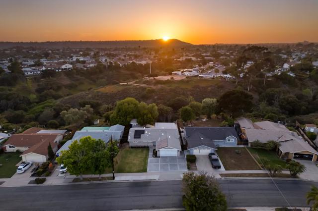 4158 Seri Street, San Diego CA: https://media.crmls.org/mediaz/dd13d83b-c9d0-407b-85ff-2db064434539.jpg