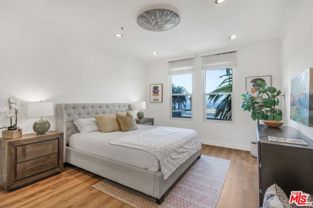 2 Bed Home for Sale in Santa Monica, California