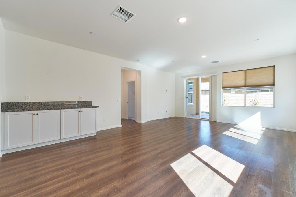 MLS #219136554DA image #23