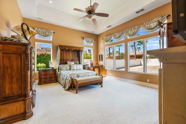 54195 Alysheba Drive, La Quinta CA: https://media.crmls.org/mediaz/dd18aa19-b4a8-4e5a-8d43-676b06364315.jpg