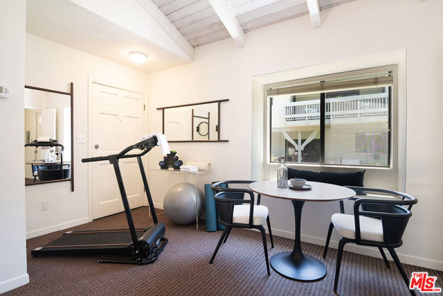 745 25th Street, Santa Monica CA: https://media.crmls.org/mediaz/dd18ea93-dba3-493b-94ee-26dceac63c2e.jpg
