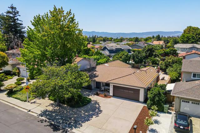 2688 Gamblin Drive, Santa Clara CA: https://media.crmls.org/mediaz/dd197a44-59ec-434d-9365-c98bdf92a619.jpg
