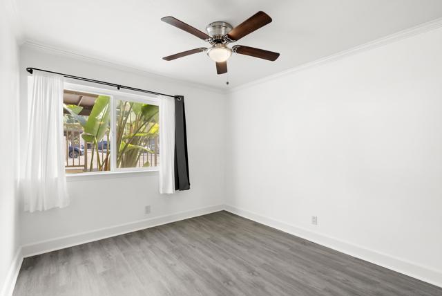 Image 24 of 40 For 8503 Villa La Jolla Dr E