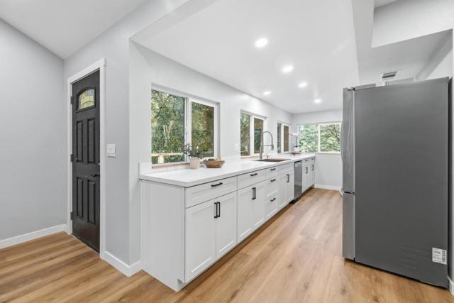 831 Hillcrest Drive, Felton CA: https://media.crmls.org/mediaz/dd1a54b9-80d1-440d-be71-67135ae48bdd.jpg