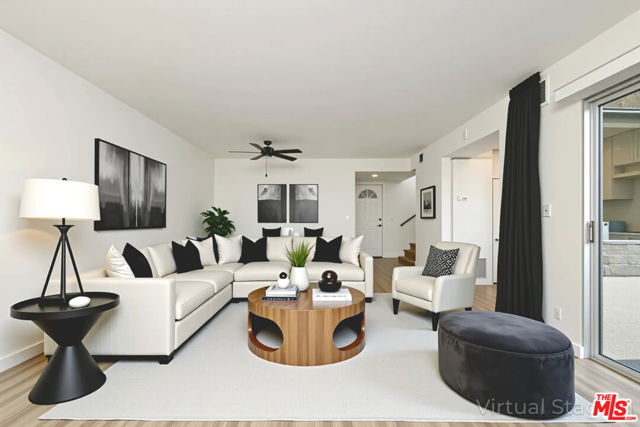 18524 Mayall Street, Northridge CA: https://media.crmls.org/mediaz/dd1aac83-f7d6-4966-b0dc-9588526c22e7.jpg