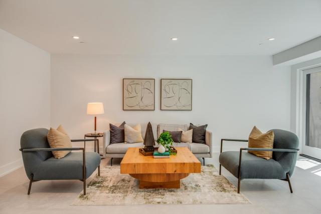 846 Portola Road, Portola Valley CA: https://media.crmls.org/mediaz/dd1e292a-2430-4c3f-b7df-11581da8306f.jpg
