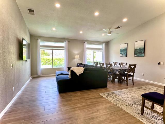 47875 Via Firenze, La Quinta CA: https://media.crmls.org/mediaz/dd1ee003-c8f7-4476-94a5-9f401d358446.jpg