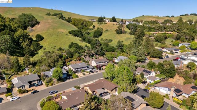 Image 45 of 47 For 2651 Tamalpais Dr