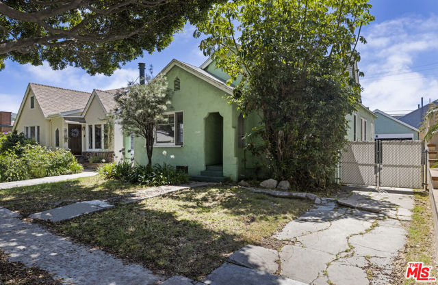 MLS# 23303133