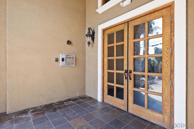 3980 8th Ave, San Diego CA: https://media.crmls.org/mediaz/dd21388d-6ccc-4d07-8e50-6bd24480def3.jpg