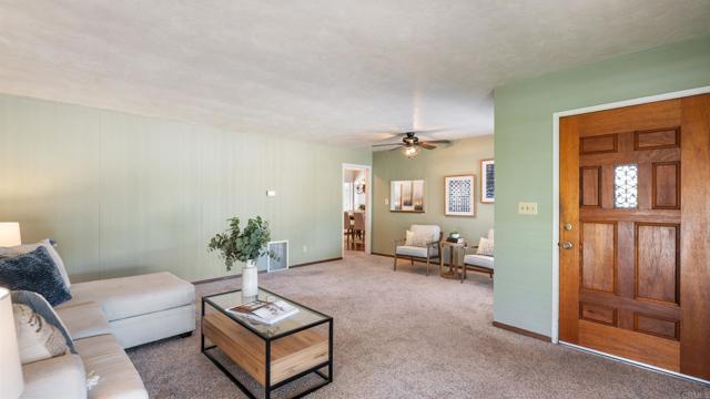 Detail Gallery Image 5 of 38 For 9318 Campo Rd, Spring Valley,  CA 91977 - 3 Beds | 2 Baths