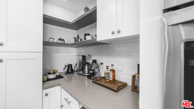 663 W Terrylynn Place, Long Beach CA: https://media.crmls.org/mediaz/dd2171f2-ad67-4fd3-a0f9-cb2bb148b2e3.jpg