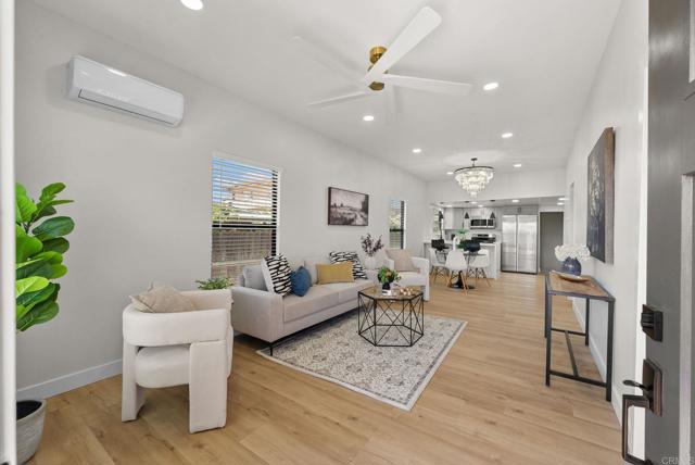 Detail Gallery Image 2 of 42 For 4152 Epsilon St, San Diego,  CA 92113 - 3 Beds | 2 Baths