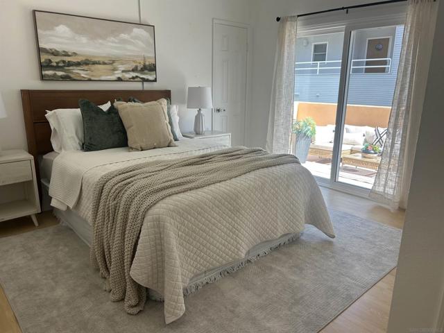 361 Rosecrans Street, San Diego CA: https://media.crmls.org/mediaz/dd21fa72-98fb-4e28-ac24-4380103047af.jpg