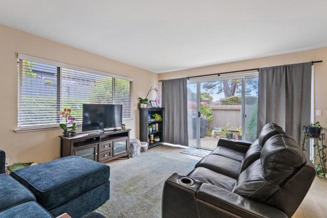 816 Via Tornasol, Aptos CA: https://media.crmls.org/mediaz/dd223abf-b43a-4613-bd77-eb875a8ab977.jpg