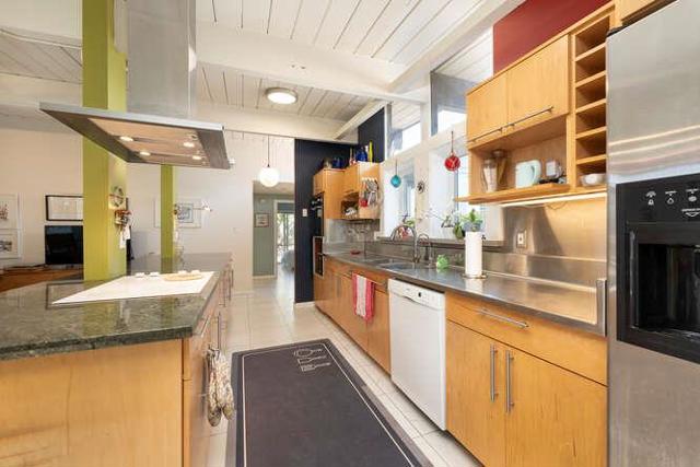 1751 Celeste Drive, San Mateo CA: https://media.crmls.org/mediaz/dd231748-261a-45cb-82ed-09a0d74c6d32.jpg