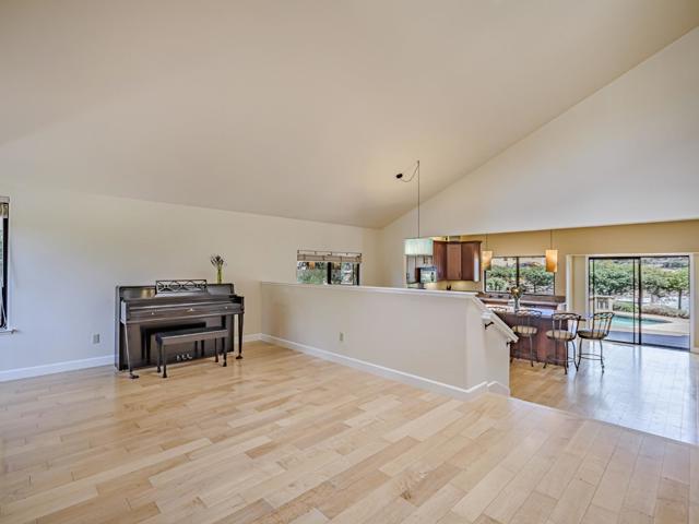 14 Sageland Court, Scotts Valley CA: https://media.crmls.org/mediaz/dd2346e9-ea41-428a-9dd9-74526c10c31e.jpg