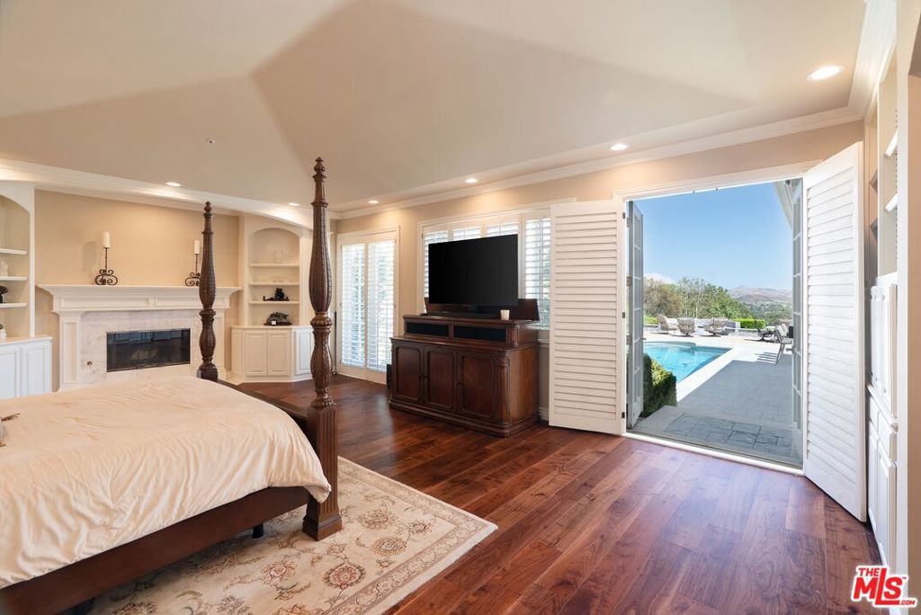 MLS #26875523 image #32