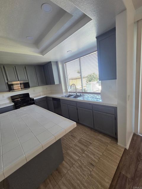 Detail Gallery Image 28 of 52 For 821 Verin Ln, Chula Vista,  CA 91910 - 5 Beds | 3 Baths