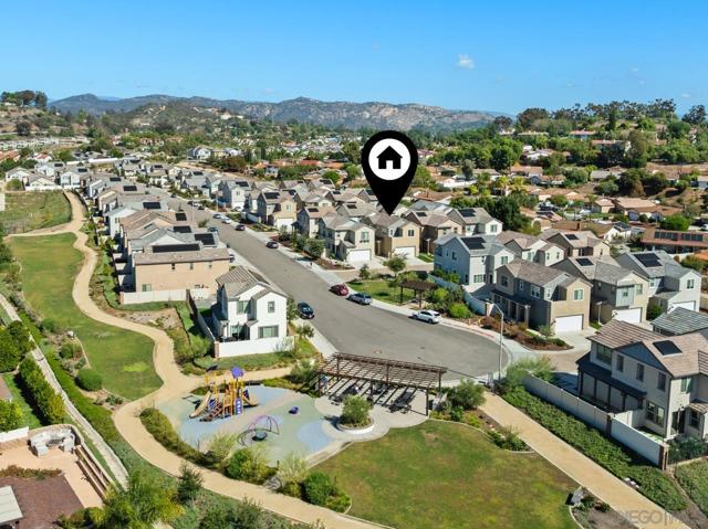 1938 Julie Dawn Pl, Escondido CA: https://media.crmls.org/mediaz/dd256111-fb64-43df-9a15-e8f1d80d5014.jpg