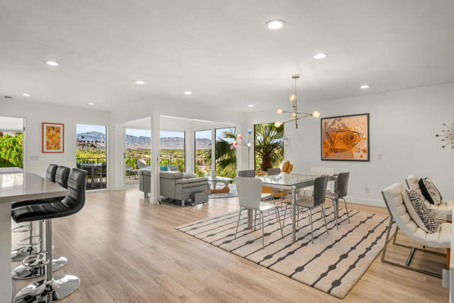 2002 Southridge Drive, Palm Springs, CA 92264