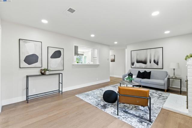 35458 Orleans Dr, Newark CA: https://media.crmls.org/mediaz/dd26870d-5b9e-4cfa-b9e9-07c4818fce61.jpg