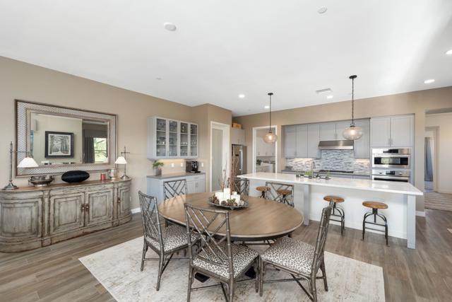 603 Retreat Circle, Palm Desert CA: https://media.crmls.org/mediaz/dd26efc9-9c92-41b1-b94d-aeba703fef8b.jpg