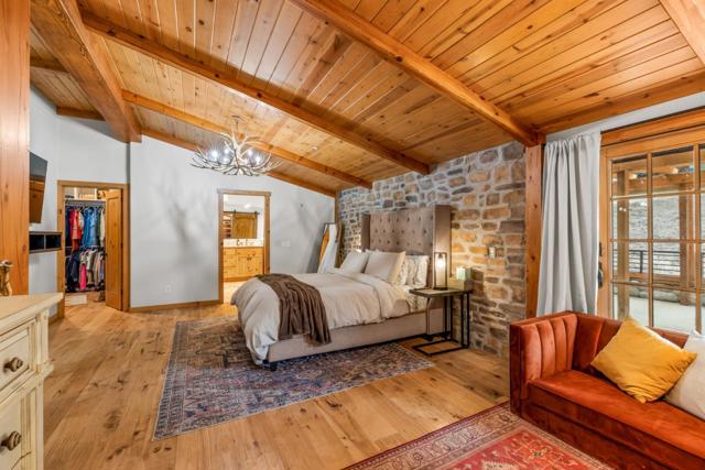 8697 Dyer Road, Salinas CA: https://media.crmls.org/mediaz/dd274506-2ca5-41eb-a97f-36748ad73ce8.jpg