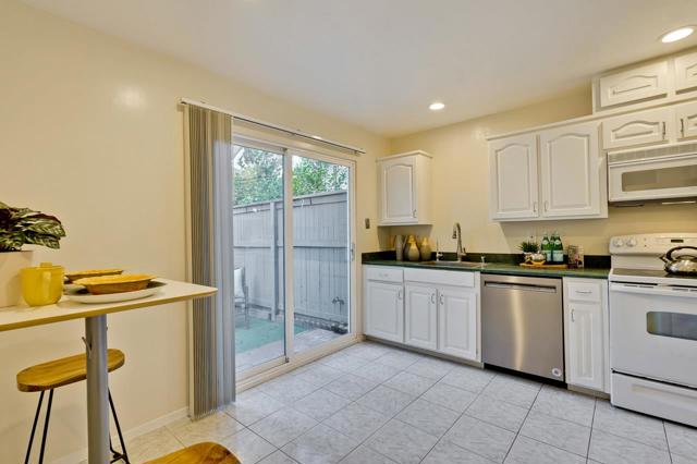 19423 Vineyard Lane, Saratoga CA: https://media.crmls.org/mediaz/dd275faf-3297-4aa5-b51c-8f1da456de0f.jpg