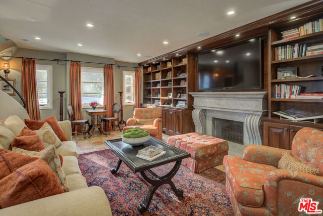 2880 NICHOLS CANYON Road, Los Angeles CA: https://media.crmls.org/mediaz/dd277f27-c272-4494-bc7b-8a16fd7ec2e1.jpg