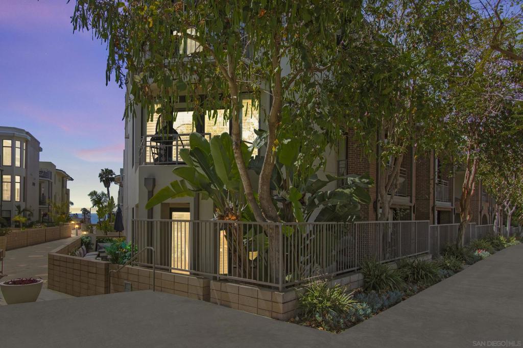 5440 La Jolla - photo 2