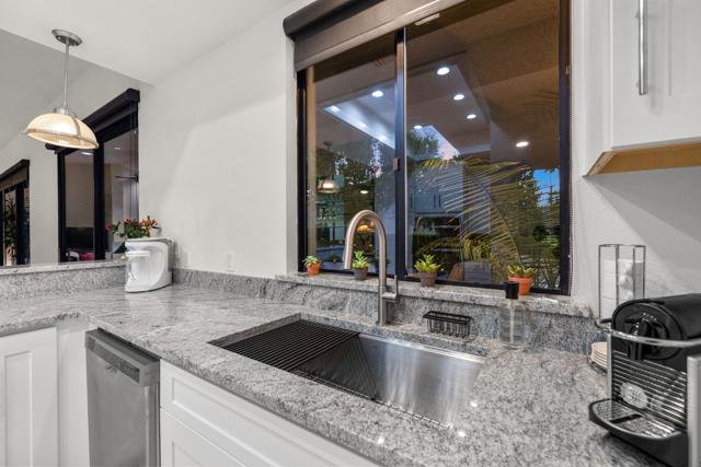 10605 Wimbledon Drive, Rancho Mirage CA: https://media.crmls.org/mediaz/dd2901ae-cbf1-464e-ade5-b0c5ebe6c439.jpg