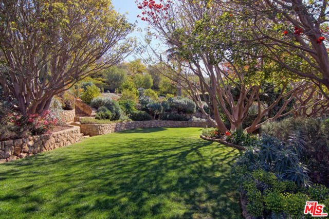 3756 FOOTHILL ESTATE (Private Lane) Road, Santa Barbara CA: https://media.crmls.org/mediaz/dd29d84a-66fb-4bab-baf2-d2c79e76f88f.jpg