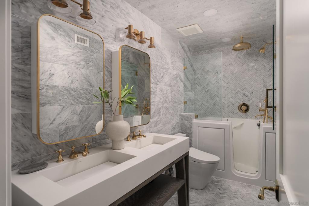 2206 Place Monaco - photo 17