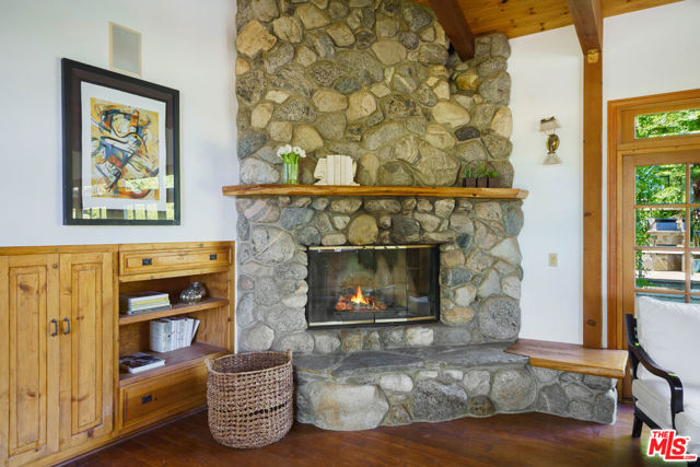 Drew Fenton | 33269 Mulholland Highway Malibu CA | MLS: 7212600 Drew Fenton | 33269 Mulholland Highway Malibu CA | MLS: 7212600