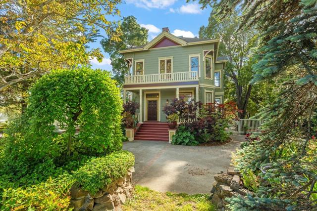 311313 Ocean View Avenue, Santa Cruz CA: https://media.crmls.org/mediaz/dd2ad137-5525-4102-98a2-bde598026002.jpg