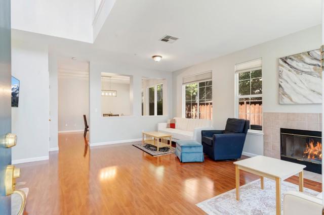 7445 Brigadoon Way, Dublin CA: https://media.crmls.org/mediaz/dd2d5636-1d32-44eb-a0ce-5f8fdba9a4cb.jpg