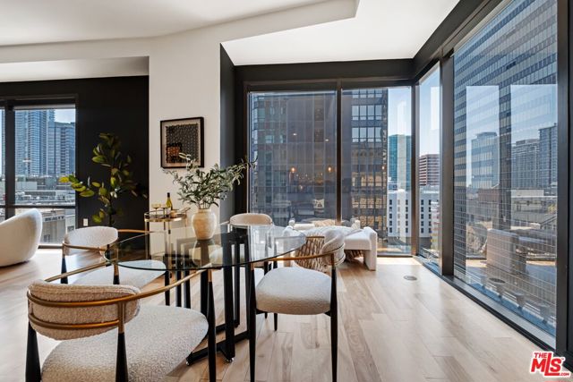 655 S Hope Street, Los Angeles CA: https://media.crmls.org/mediaz/dd2d5b4f-c0ed-4d9e-abe4-0a6f5e5fd9a3.jpg