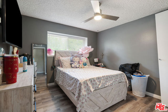 43818 Halcom Avenue, Lancaster CA: https://media.crmls.org/mediaz/dd2dbaa1-4592-4a4d-af66-289e6c1c95c6.jpg