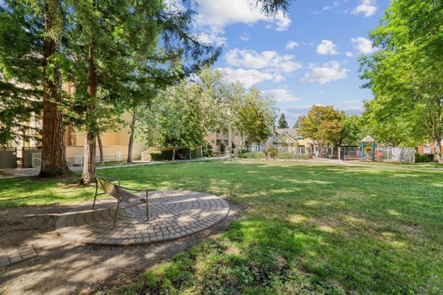 2255 Showers Drive, Mountain View CA: https://media.crmls.org/mediaz/dd2e0b0d-0783-4055-9137-8de6d5d7a175.jpg