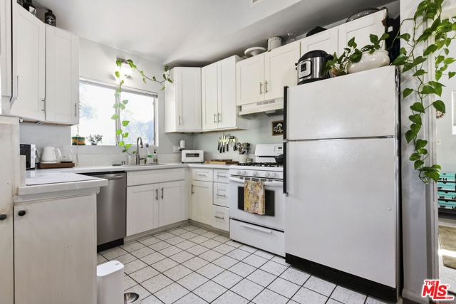 5648 Riverton Avenue, North Hollywood CA: https://media.crmls.org/mediaz/dd2ed724-0ffb-4060-86aa-99ee5ee4ba2c.jpg