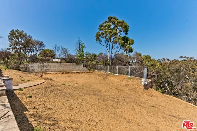 Drew Fenton | 824 Chautauqua Boulevard Pacific Palisades CA | MLS: 7272196