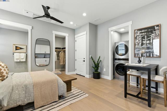 1691 S Wren Street, Dublin CA: https://media.crmls.org/mediaz/dd2fc582-0d8c-4b86-84a3-93ce15734b61.jpg