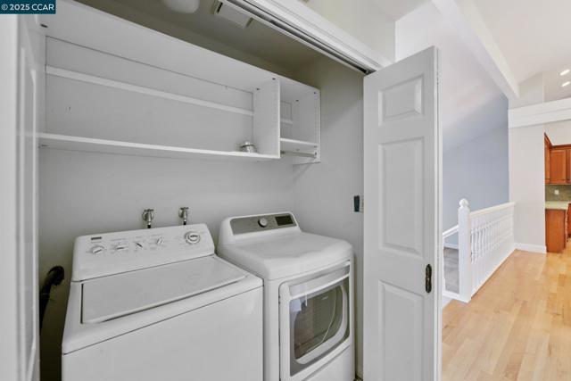20 Broadmoor St, Moraga CA: https://media.crmls.org/mediaz/dd2fff11-66d3-4505-bfb1-4c55b9ad59fc.jpg