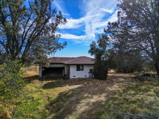 4505 4 X Ranch Road, Burson CA: https://media.crmls.org/mediaz/dd306bcf-82ef-42d9-b21a-1597cbf4da43.jpg