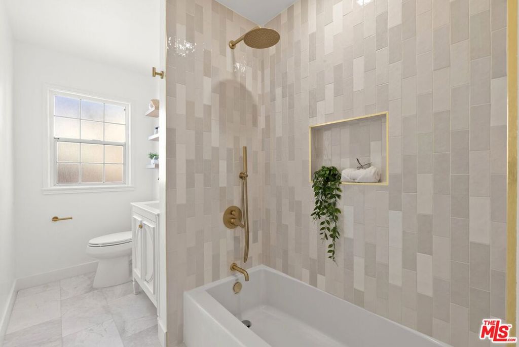 MLS #25620653 image #17